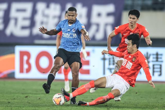 莱格勒：东部争冠仅看好尼克斯与76人